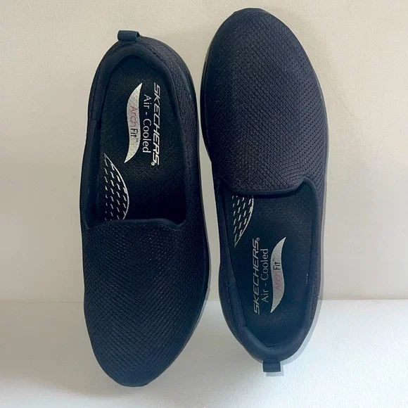 NWOT SKECHERS WOMENS AIR COOLED ARCH FIT BLACK SNEAKERS 8.5 - Picture 7 of 13